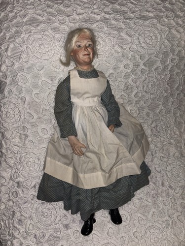 Bellissima bambola vintage - bambola,