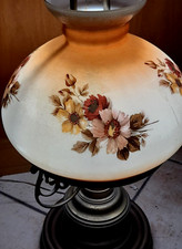 Antica lampada da tavolo