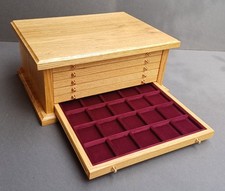 Monetiere in rovere massello coin cabinet