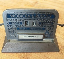 Calendario Da Tavolo Vintage Cecoslovacco, Con Cartellini Indicanti I Mesi