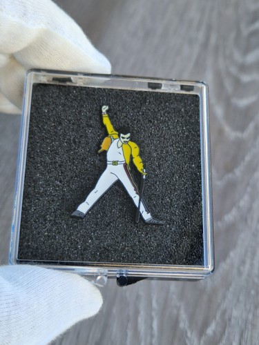 Freddie mercury spilla nuova - freddie,