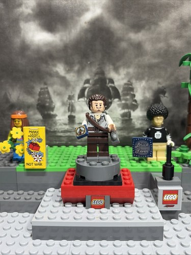 Lego mini figurine - p.o.t.c.,
