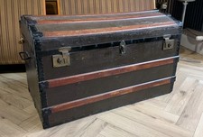 Bellissimo antico baule a