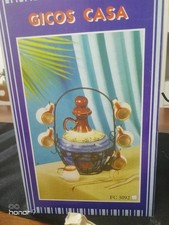 BOTTIGLIA CON BICCHIERI  TERRACOTTA DIPINTA 