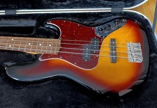 Fender Reggie Hamilton con