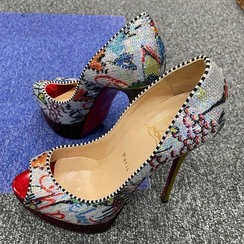 Christian louboutin loubitag - christian,