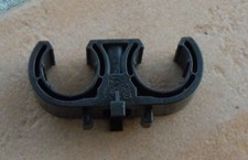 Audi Q7 - VW Touareg clip supporto doppio tubi acqua clima 7L0819055(7L0819055B)