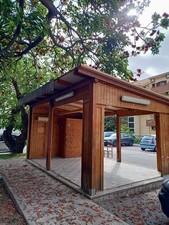 Struttura In Legno Lamellare Per Attività Commerciale O Altro Praticamente Nuova