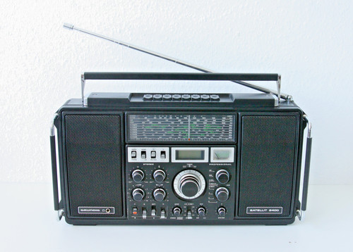 Grundig satellite 2400 - grundig,
