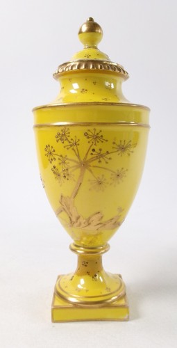 Royal crown derby canary - royal,