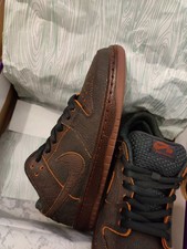 Nike SB Dunk Low Krampus