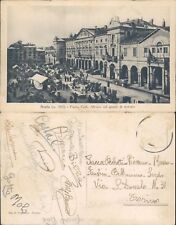 AOSTA-MERCATO ANIMATISSIMO IN PIAZZA CARLO ALBERTO CON AUTO D'EPOCA-N.47886