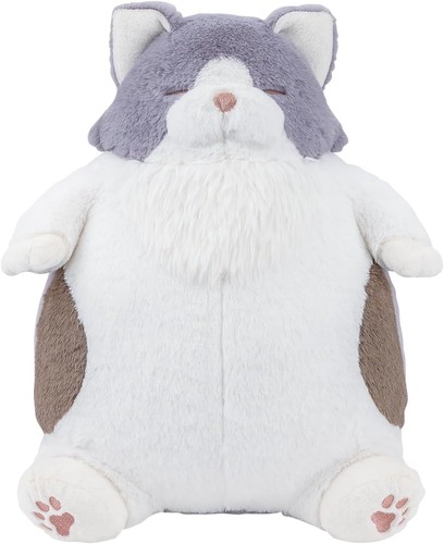 Peluche che abbraccia gatto
