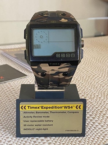 Orologio digitale mimetico