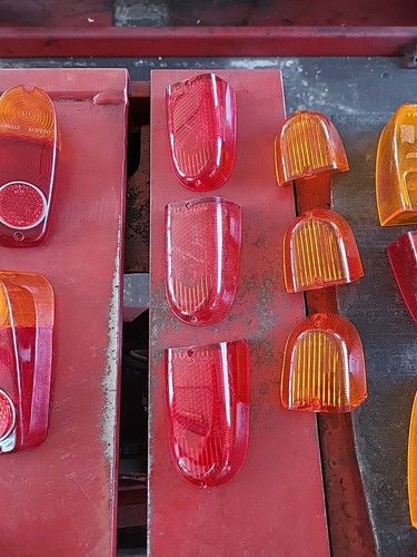 Plastica fanale posteriore - plastica,