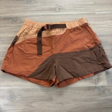 Pantaloncini Outdoor Voices