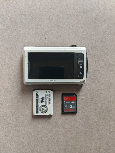 Fujifilm finepix series - z, z90
