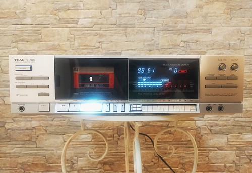 Teac 700 - teac, v-700