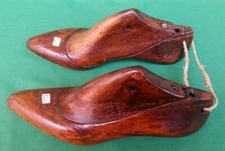 VECCHIE ANTICHE FORME IN LEGNO PER SCARPE UTENSILI CALZOLAIO CIABATTINO. N° 50U.