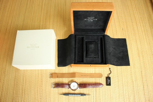 Glycine pre invicta combat - pre-invicta,