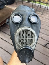 Maschera antigas in gomma