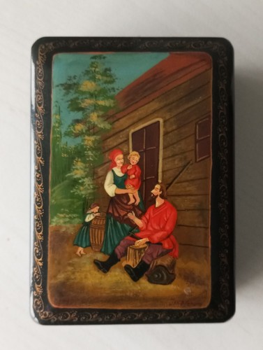 Raffinata scatola russa - raffinata,