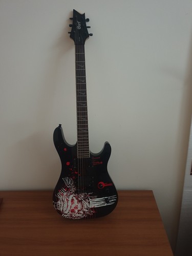 Chitarra elettrica cort - chitarra,