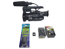 JVC GY-HM150U Videocamera 3CCD Portatile Compatta HD Video Professionale con Batteria