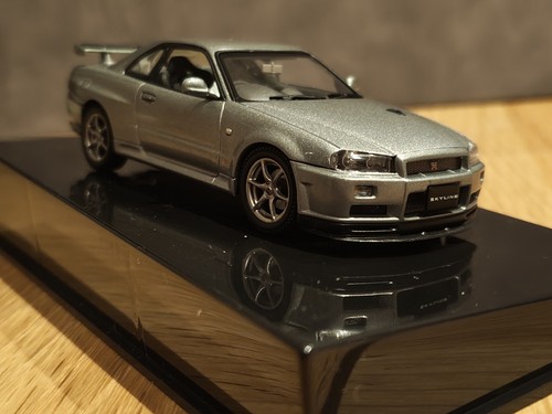 Autoart auto r34 nissan - 1/43,