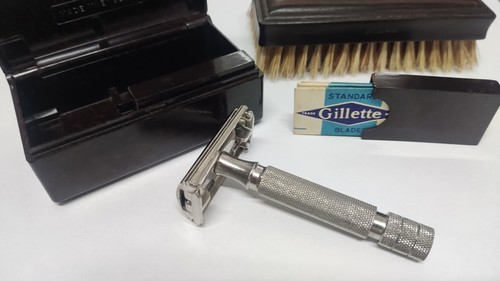 Raro set toelettatura - , gillette