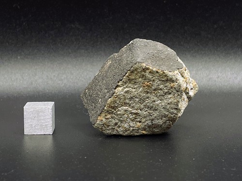 Chondrite meteorite 52g - chondrite,