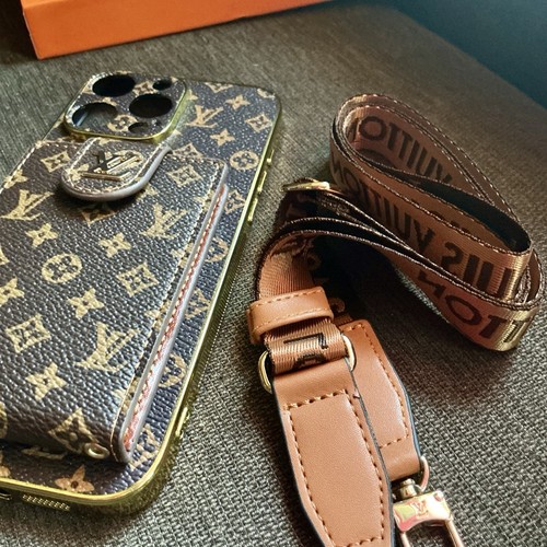 Louis vuitton pouchette iphone - louis,