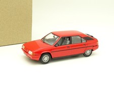 Universal Hobbies Sb 1/43 -