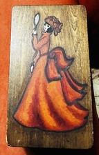 Portagioie in legno dipinto a