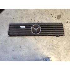 GRIGLIA PER MERCEDES MB 100 (81-92)(92-96) 2.4 D. FUR. D/2399CC 1981