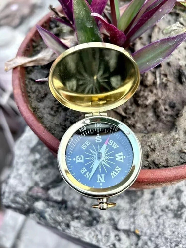 Antica bussola nautica vintage