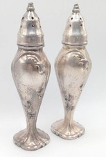 Set Sale/Pepe Shaker Vintage