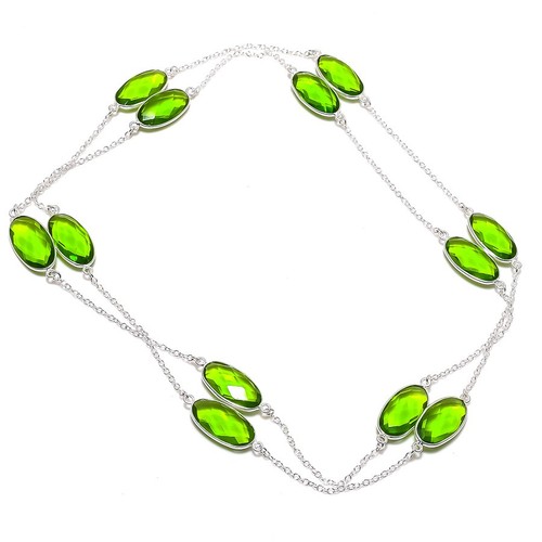 Collana con pietre preziose