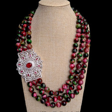 Collana girocollo 3 file verde