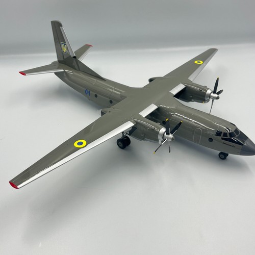 Modellino aereo antonov - modellino,