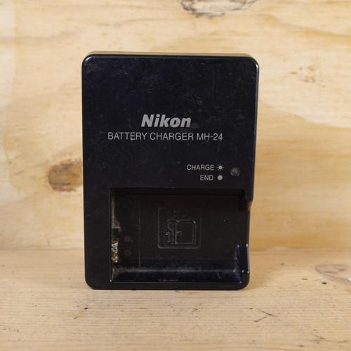 Nikon battery charger - nikon,