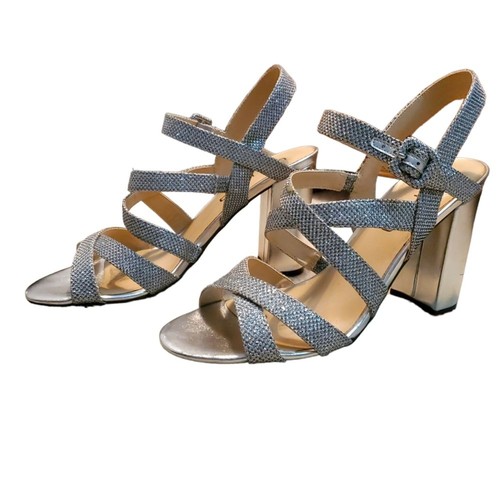 Sandali eleganti con cinturino