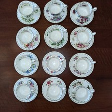 FLOWER OF THE MONTH ROYAL ALBERT  Collezione completa 12 tazze e piattini