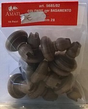 Amati AM5685-02 Colonne in legno x basamento altezza 28 mm (10 pz) modellismo