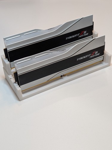 Skill trident neo rgb - trident, 32