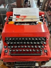 Macchina da ascrivere Olivetti