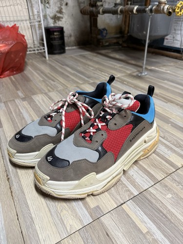 Balenciaga triple sneakers - balenciaga,