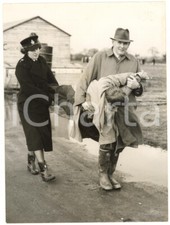 1958 SWAFFHAM R.A.F. missile base - Policewoman carrying away a demonstrator