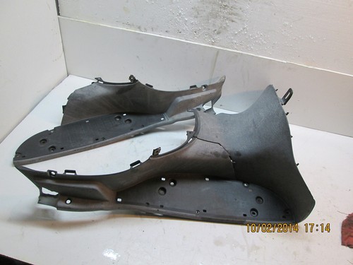 Plastiche pedana per aprilia - plastiche,