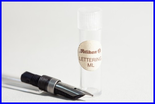 Pelikan lettering molla - molla, di
